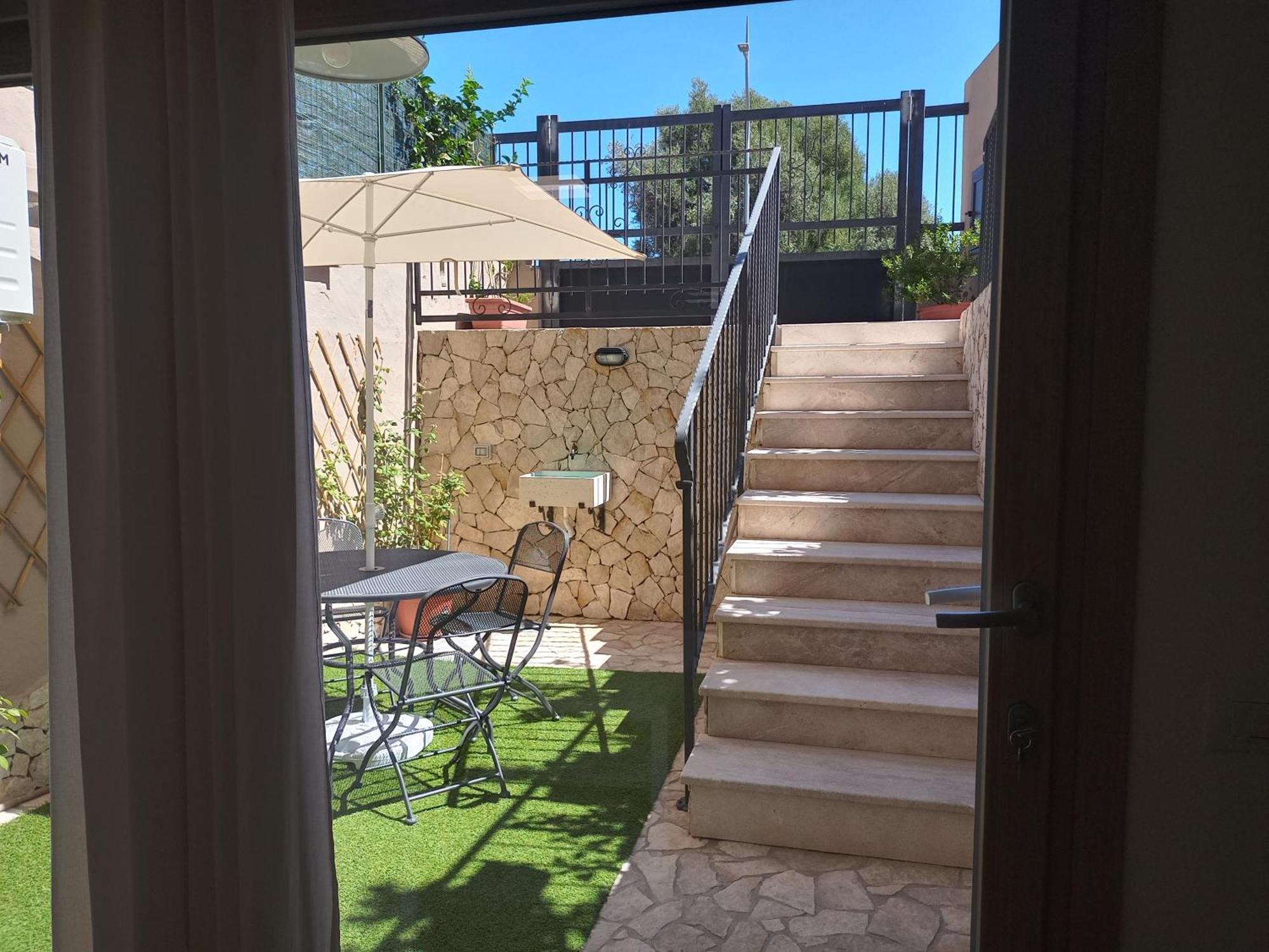 Vacanze Nella Casetta Pula Exterior foto